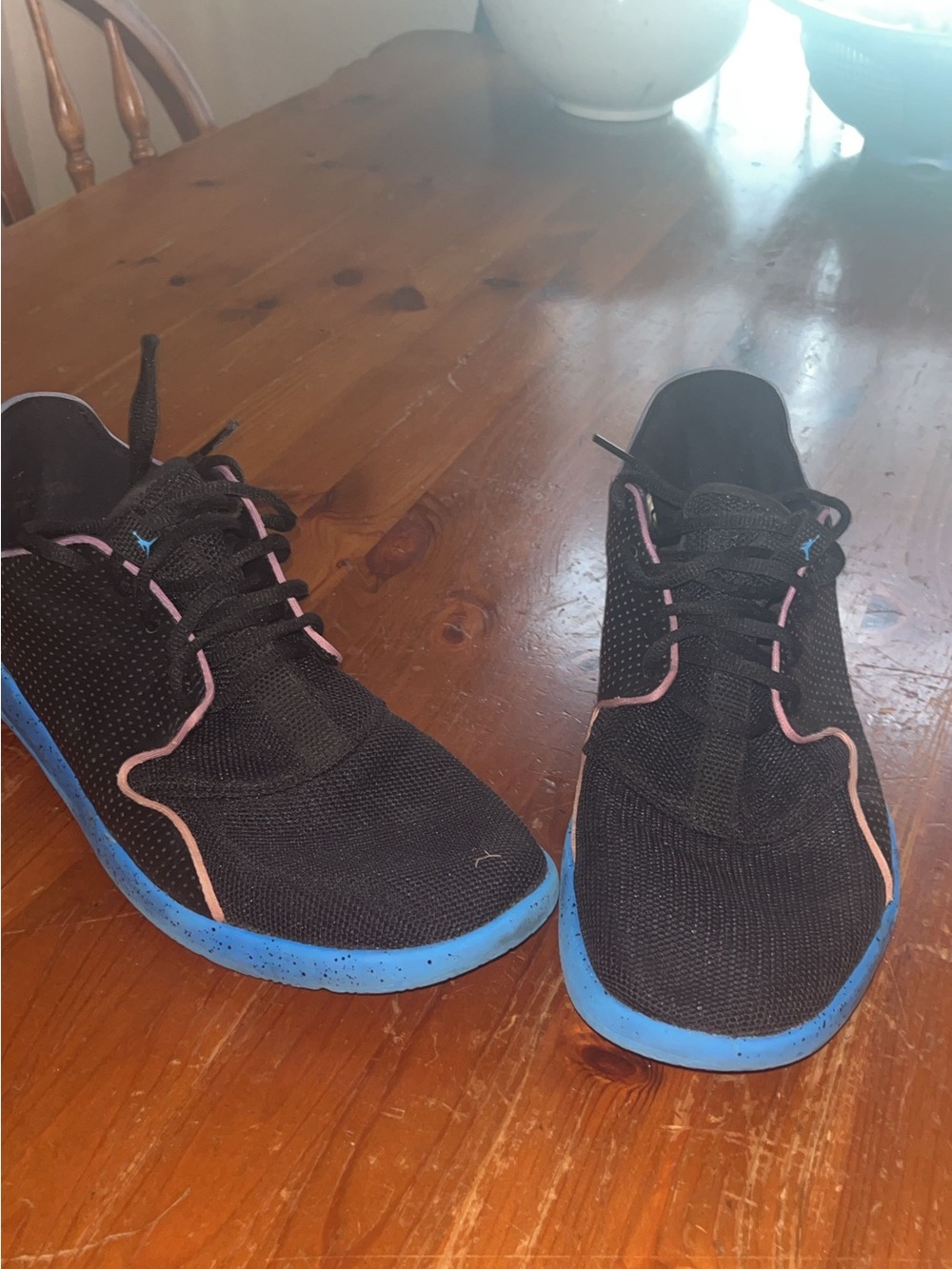 11M Jordan Sneakers $25